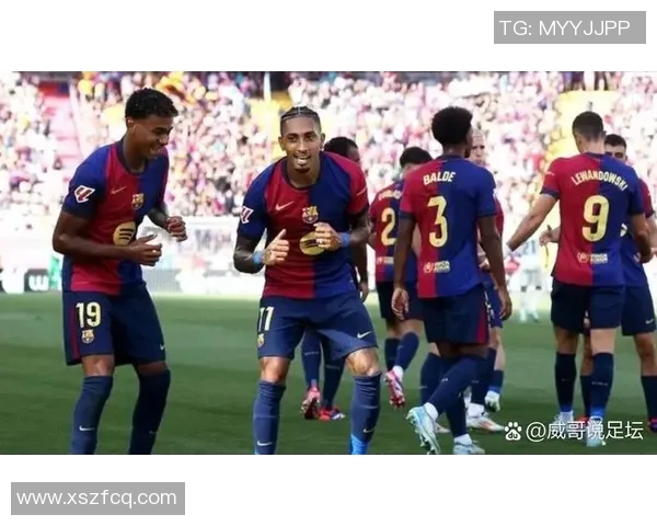 巴萨与曼联激战在即CCTV全程直播精彩对决不容错过